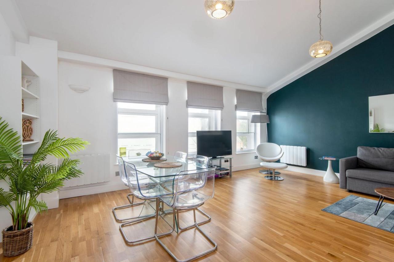 Mulberry North Penthouse By Living Casa de férias *